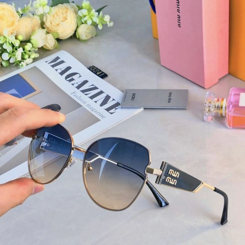 Miu Miu Sunglasses Vibrant 281378