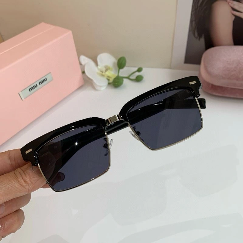 Miu Miu Sunglasses Unisex 281366