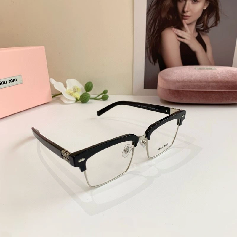 Miu Miu Sunglasses EasyCare 281373