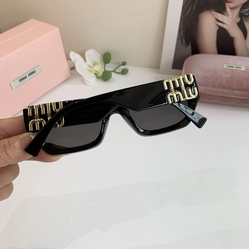Miu Miu Sunglasses FastDry 281363