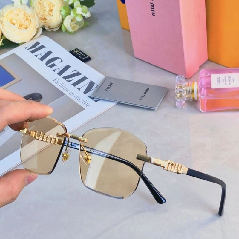 Classic Miu Miu Sunglasses 281376