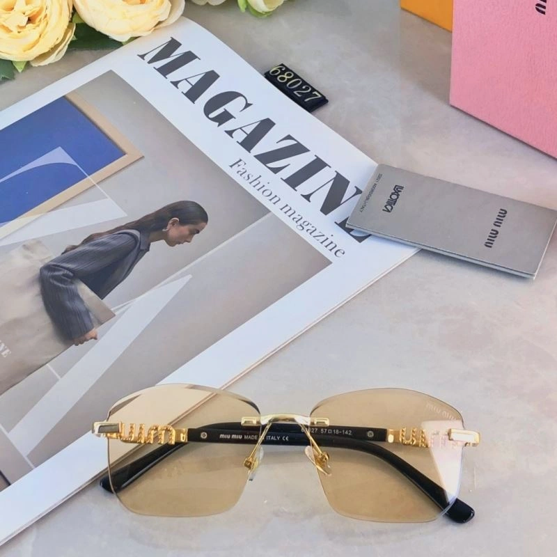 Classic Miu Miu Sunglasses 281376