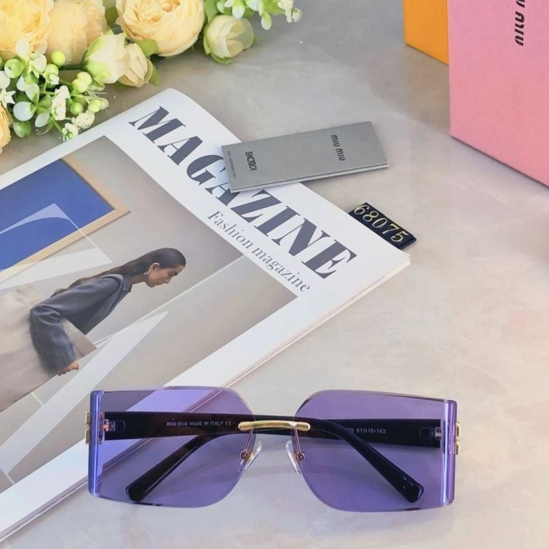 Miu Miu Sunglasses Stretchable 281369
