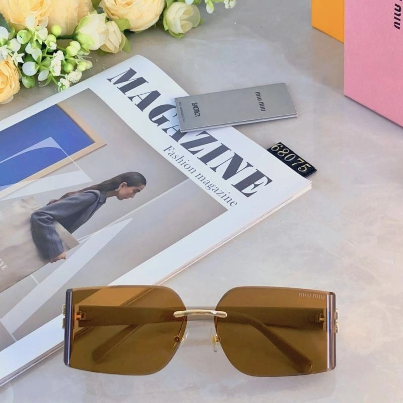 Miu Miu Sunglasses Stretchable 281369