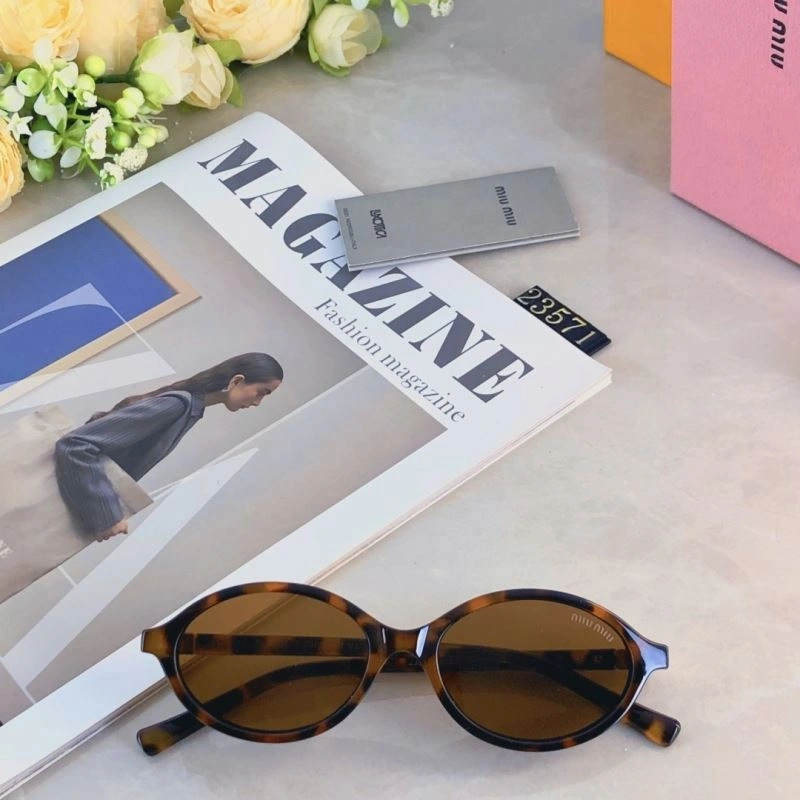 MultiPurpose Miu Miu Sunglasses 281377