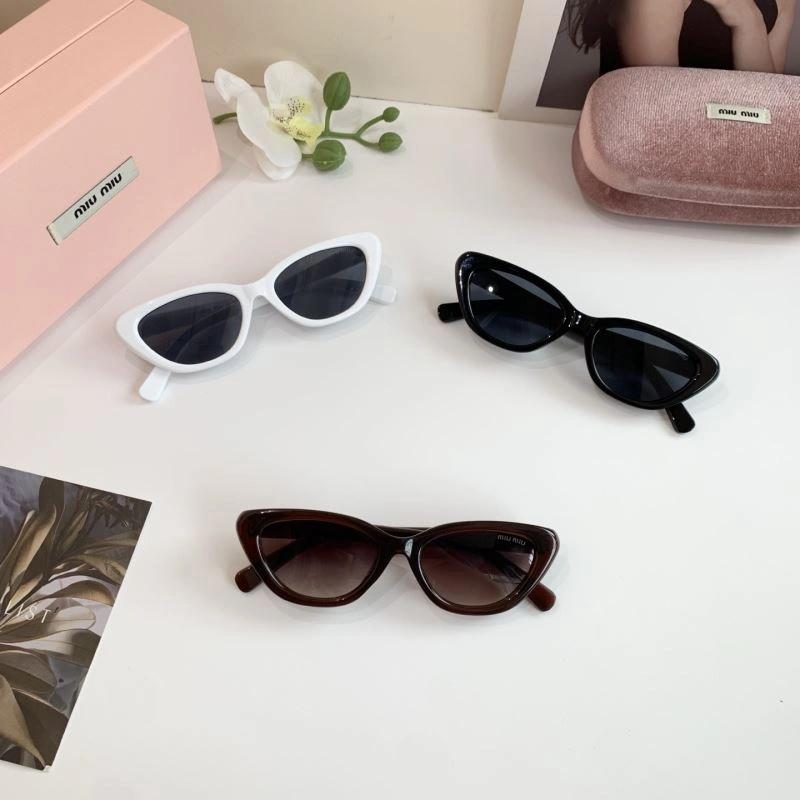 SunProtective Miu Miu Sunglasses 281364