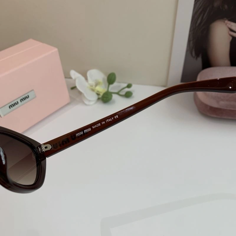 UrbanStyle Miu Miu Sunglasses 281351