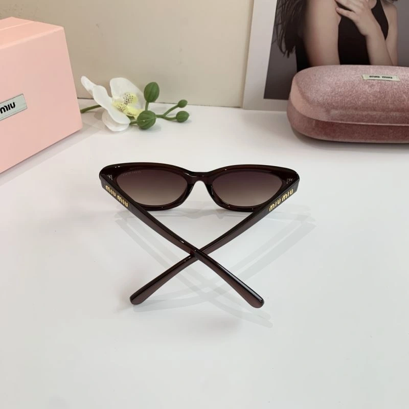 UrbanStyle Miu Miu Sunglasses 281351