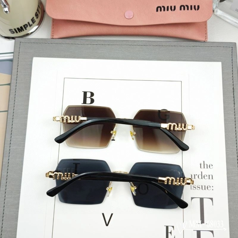 Miu Miu Sunglasses Sporty 281358