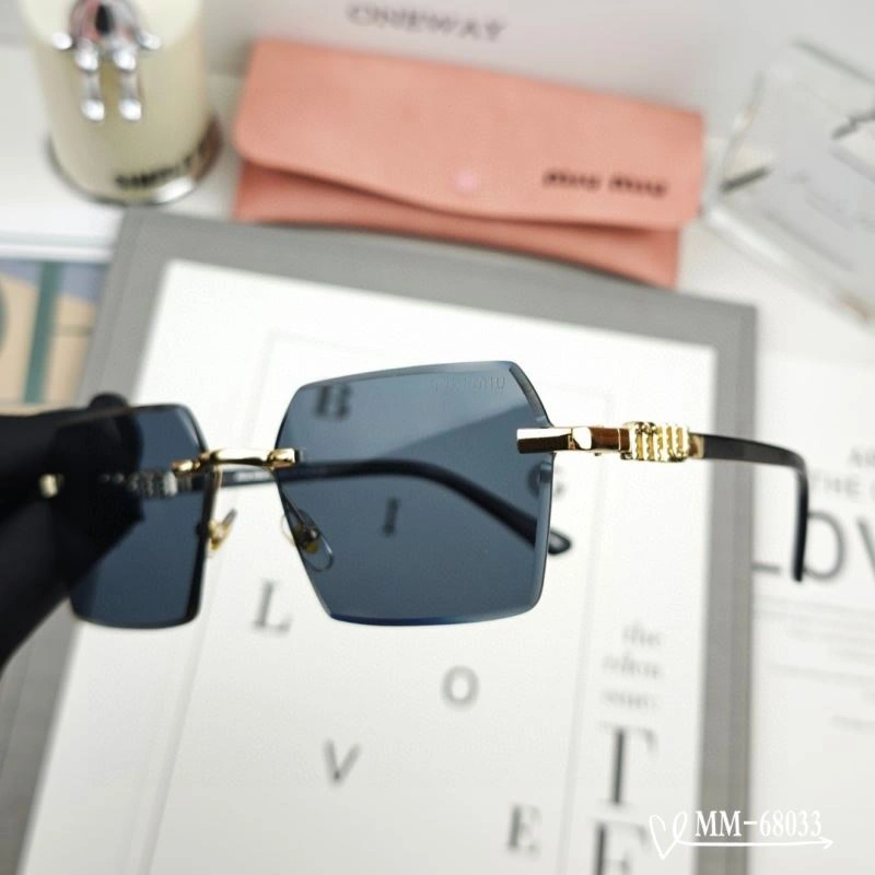 Miu Miu Sunglasses Sporty 281358