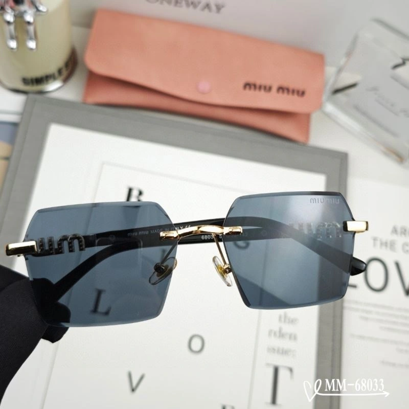Miu Miu Sunglasses Sporty 281358