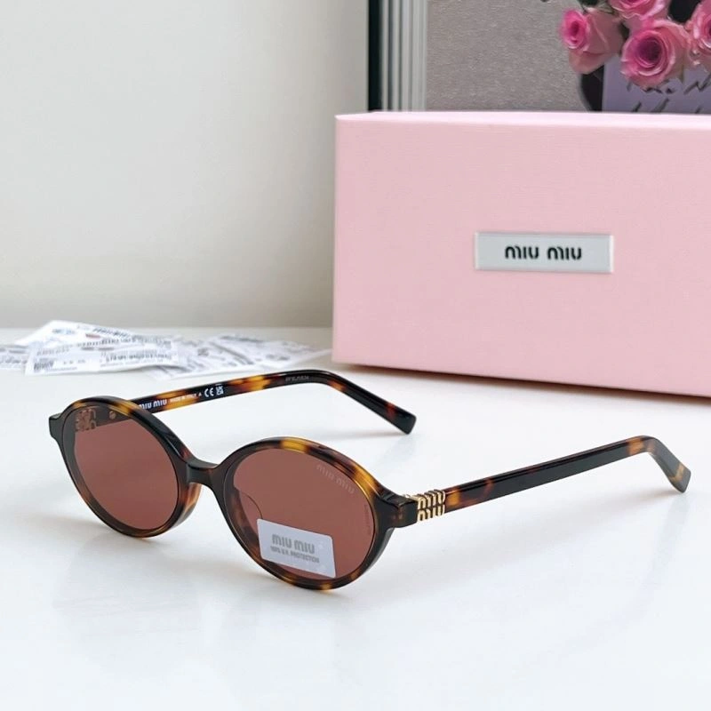 Miu Miu Sunglasses RelaxedFit 281359