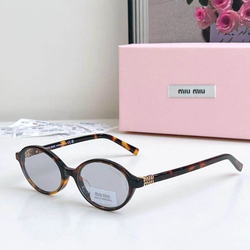 Miu Miu Sunglasses RelaxedFit 281359