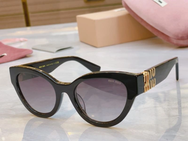 Tailored Miu Miu Sunglasses 281527