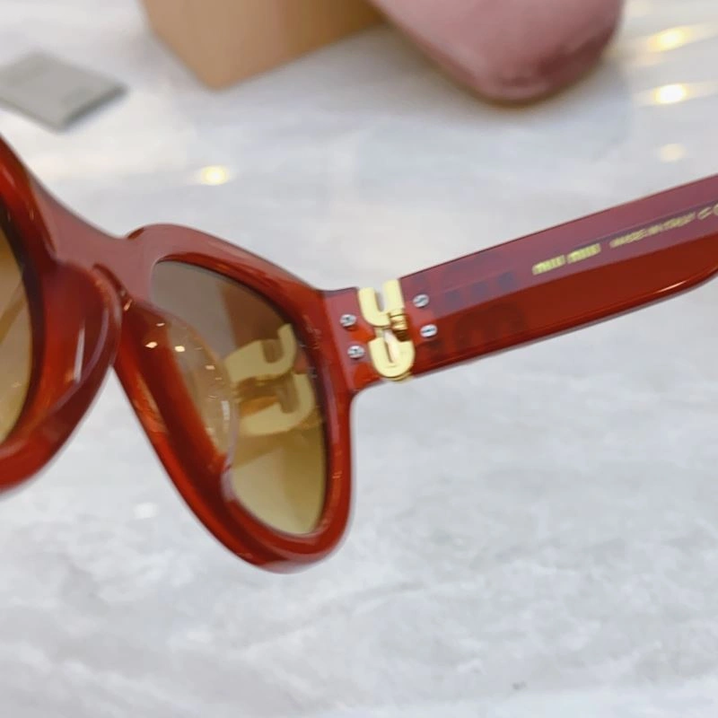 Tailored Miu Miu Sunglasses 281527