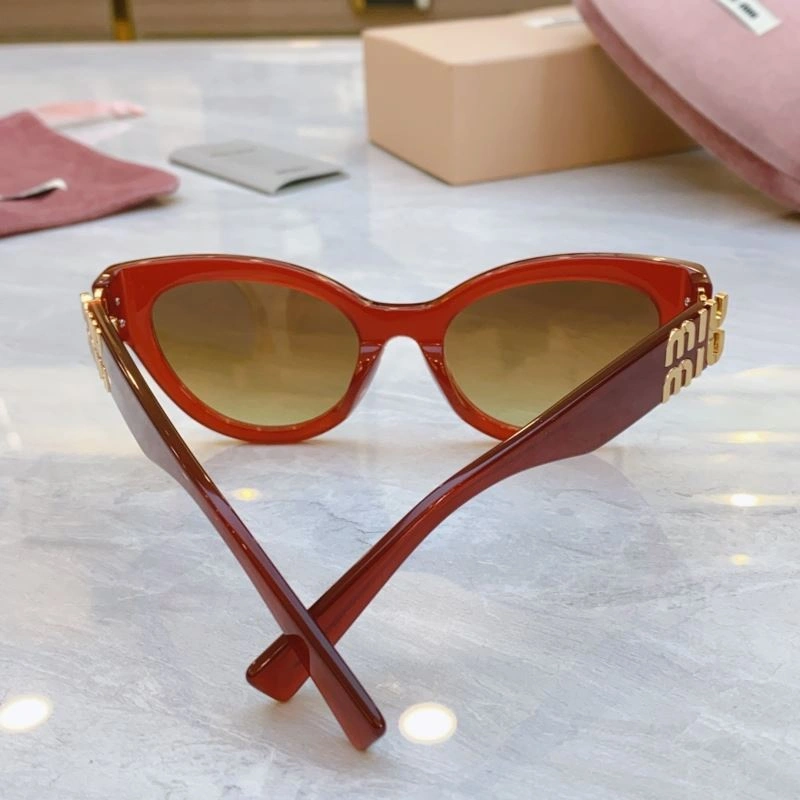Tailored Miu Miu Sunglasses 281527
