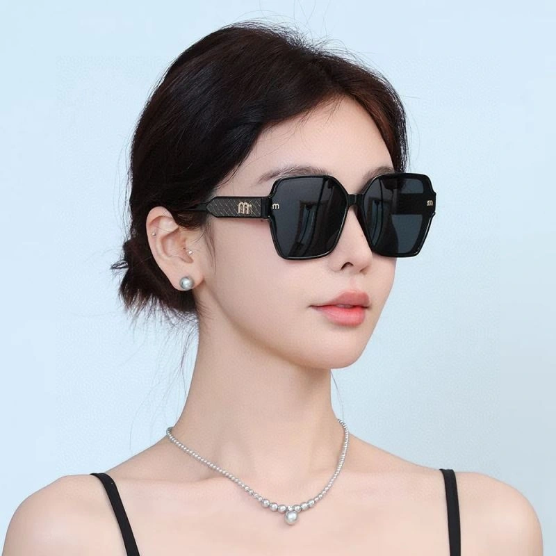 FashionForward Miu Miu Sunglasses 281526