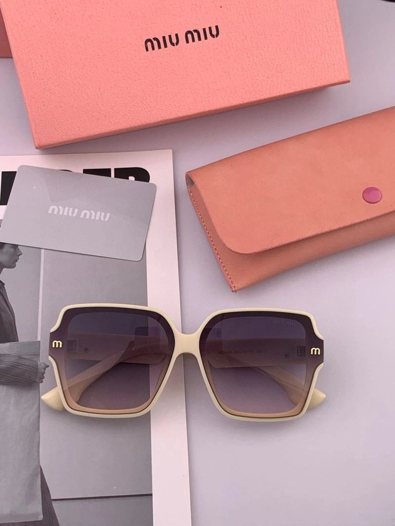FashionForward Miu Miu Sunglasses 281526