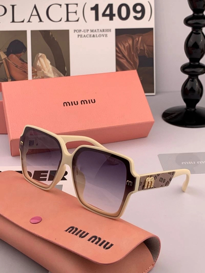 FashionForward Miu Miu Sunglasses 281526