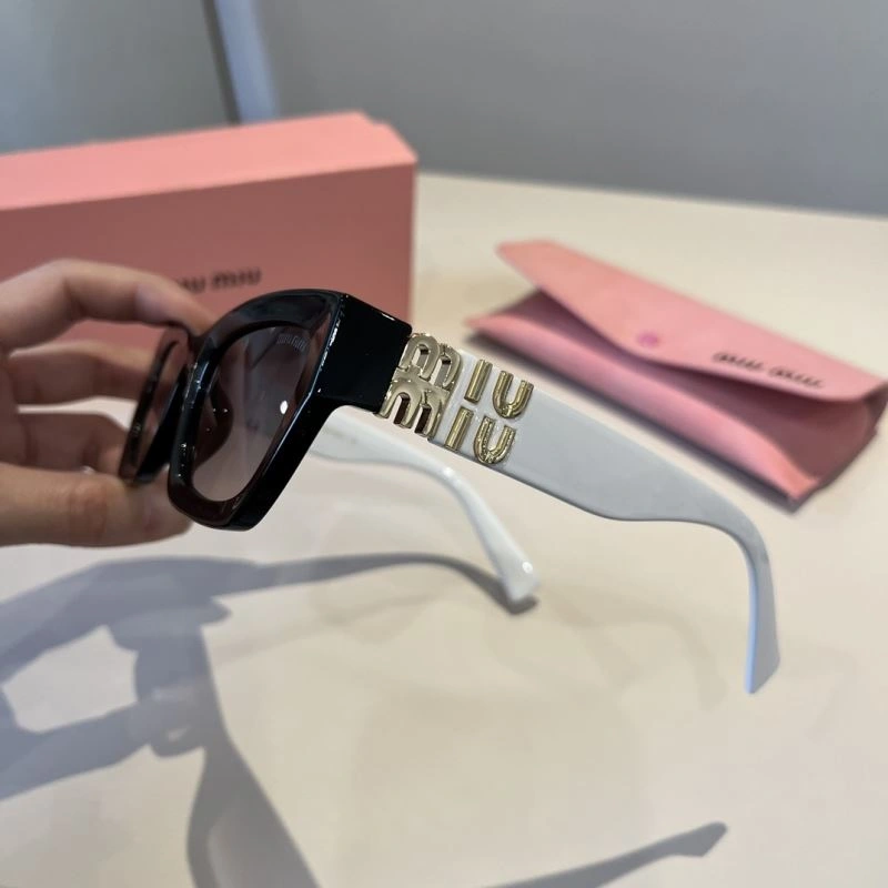 Miu Miu Sunglasses TopPick 281541