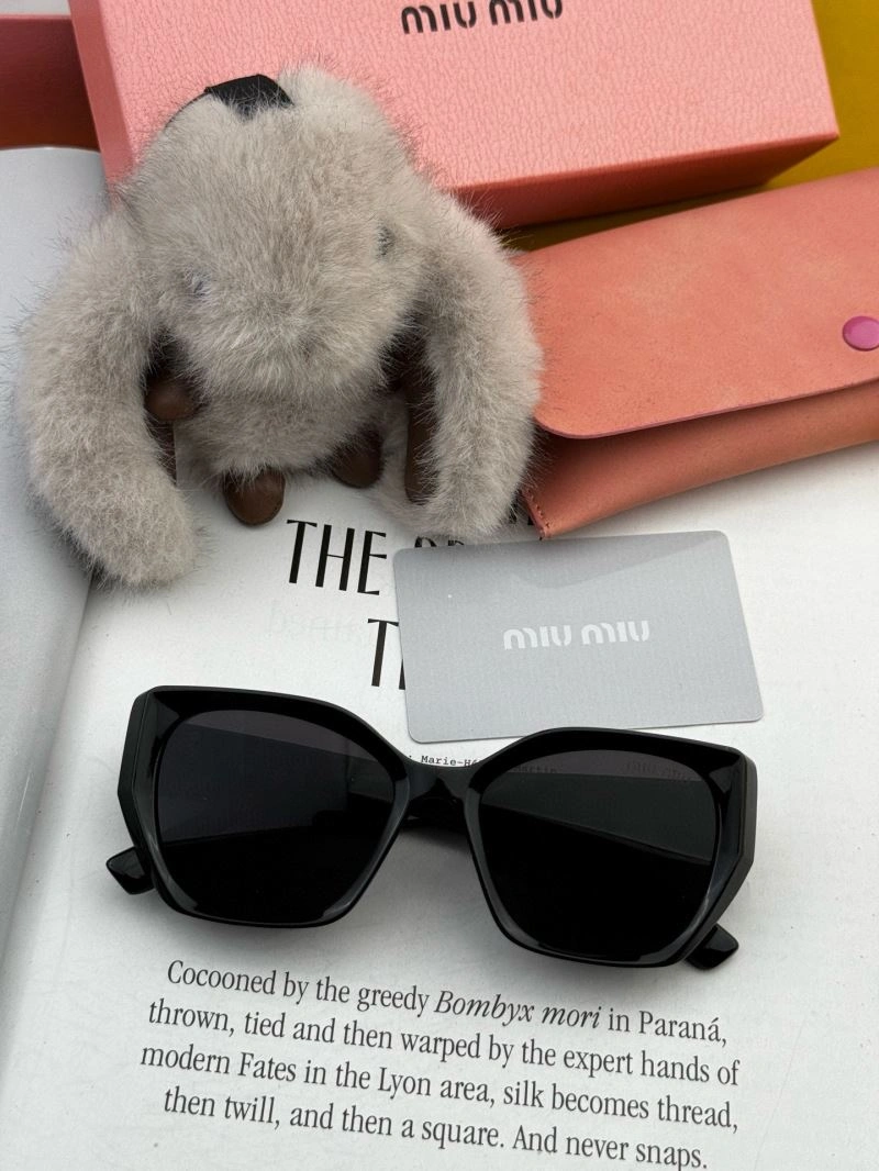Miu Miu Sunglasses FlexibleFit 281536