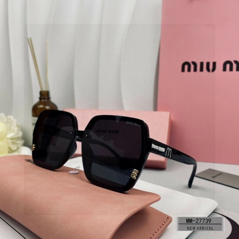 Fashionable Miu Miu Sunglasses 281523