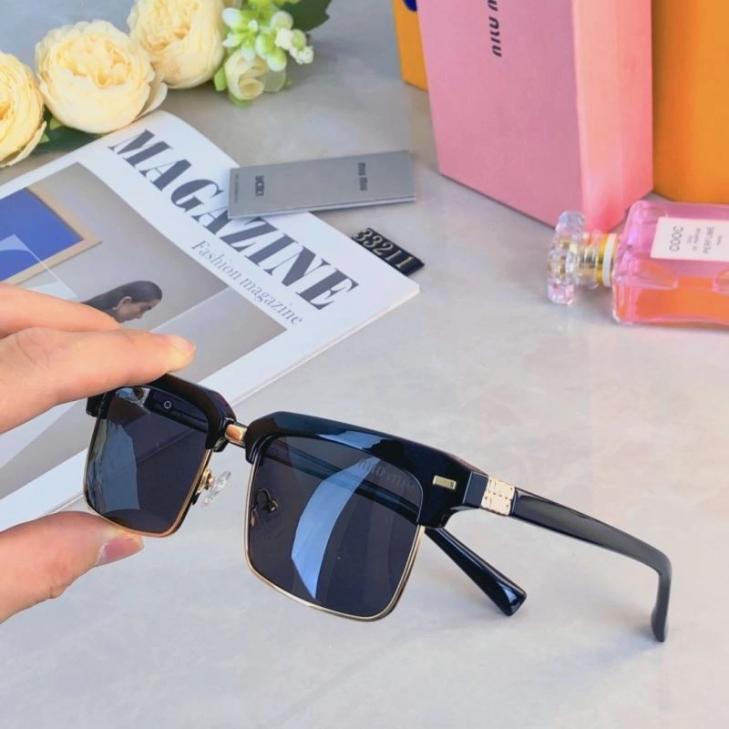 Durable Miu Miu Sunglasses 281521