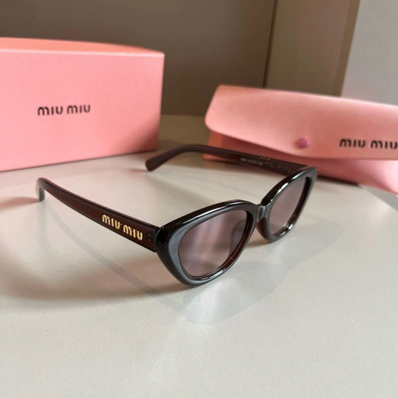 Fashionable Miu Miu Sunglasses 281528