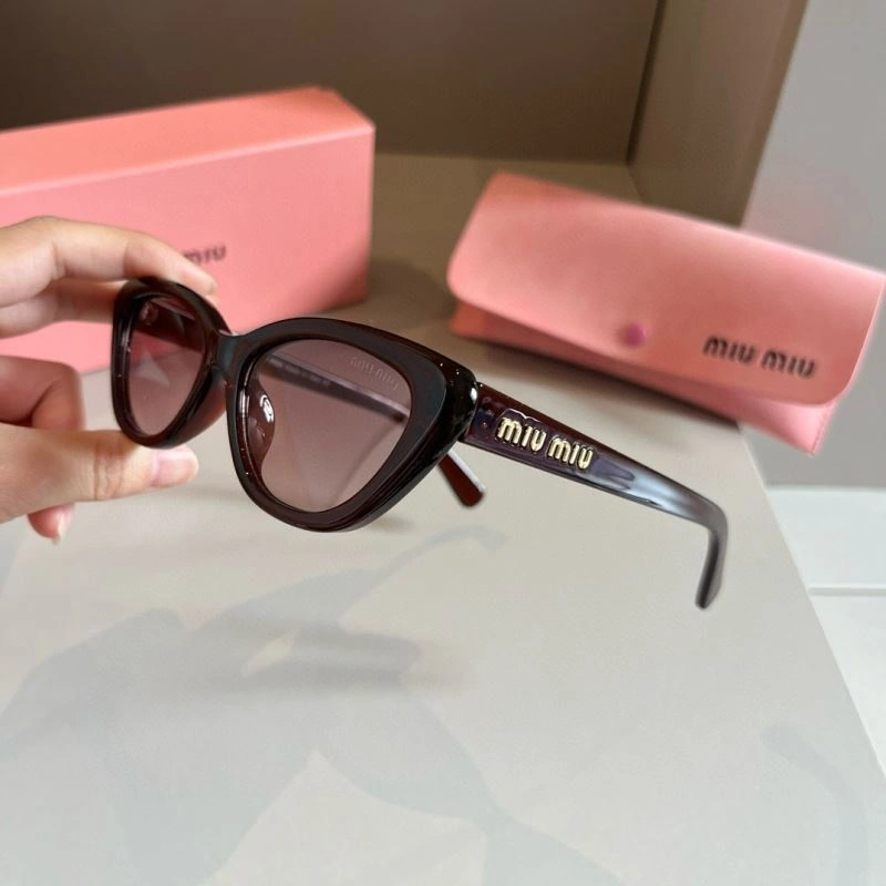 Fashionable Miu Miu Sunglasses 281528