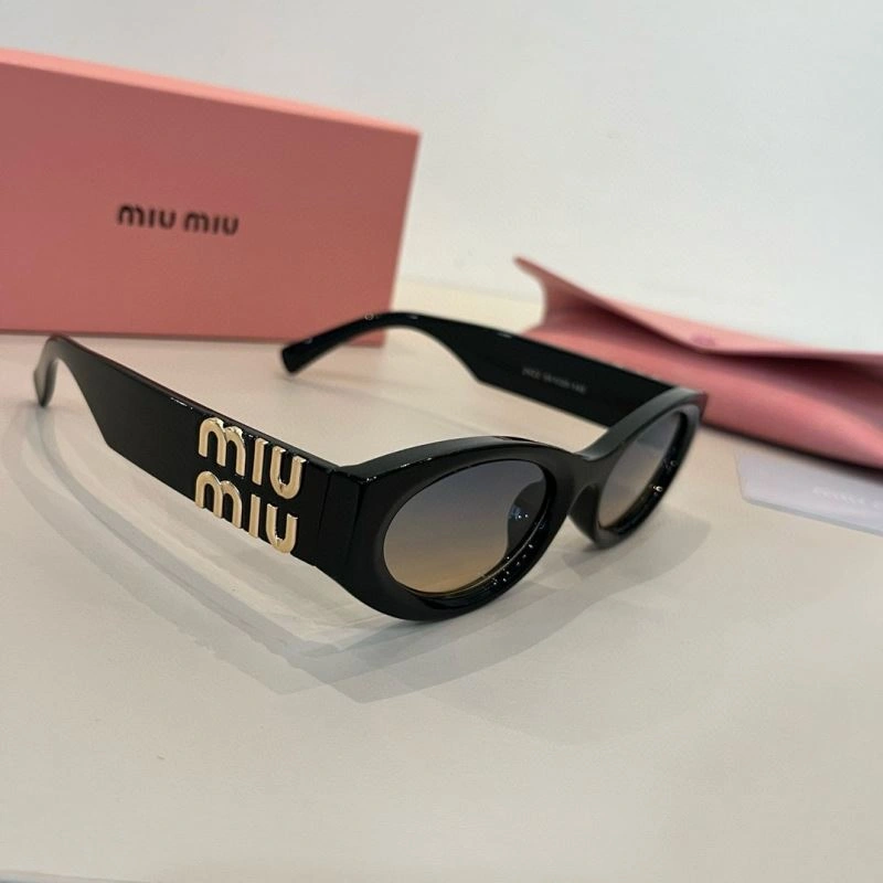 Durable Miu Miu Sunglasses 281533