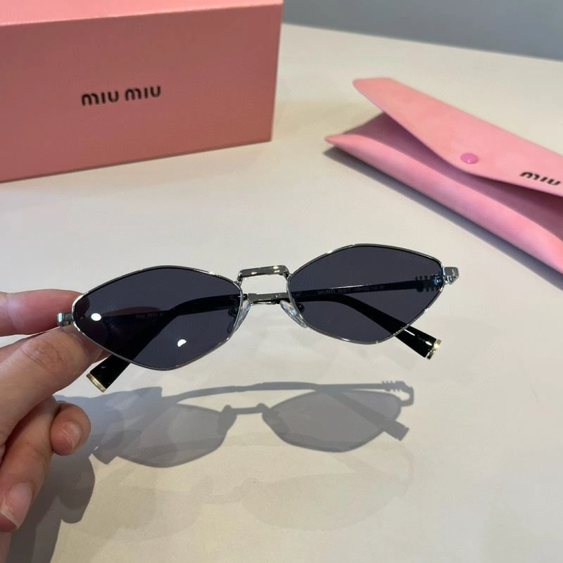 Miu Miu Sunglasses QuickDry 281537
