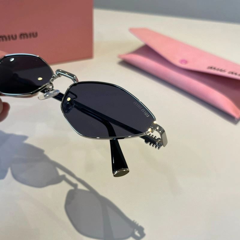 Miu Miu Sunglasses QuickDry 281537