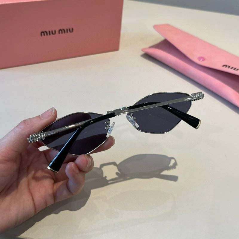 Miu Miu Sunglasses QuickDry 281537
