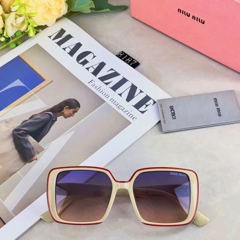 Sleek Miu Miu Sunglasses 281545