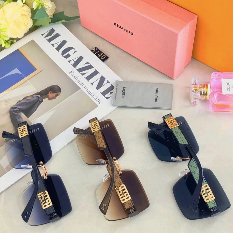 WellDesigned Miu Miu Sunglasses 281540