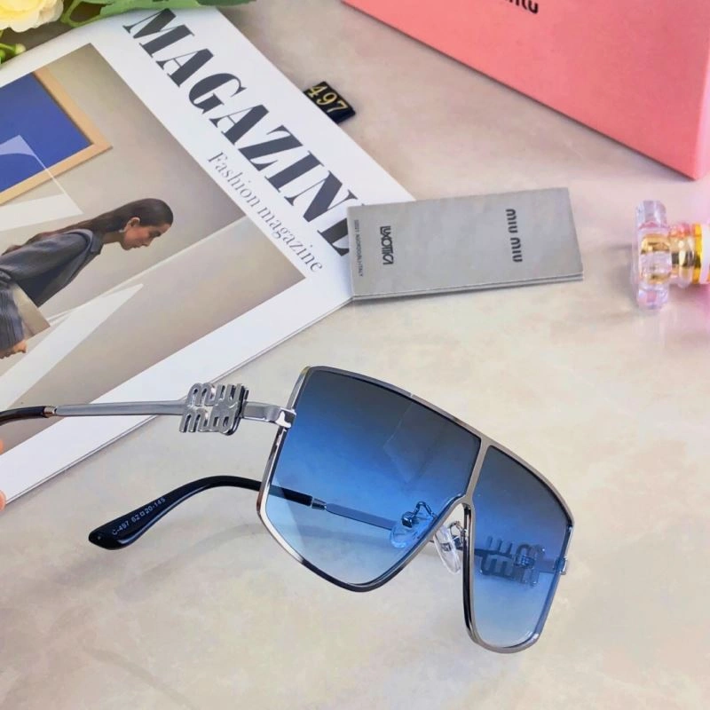 Youthful Miu Miu Sunglasses 281529