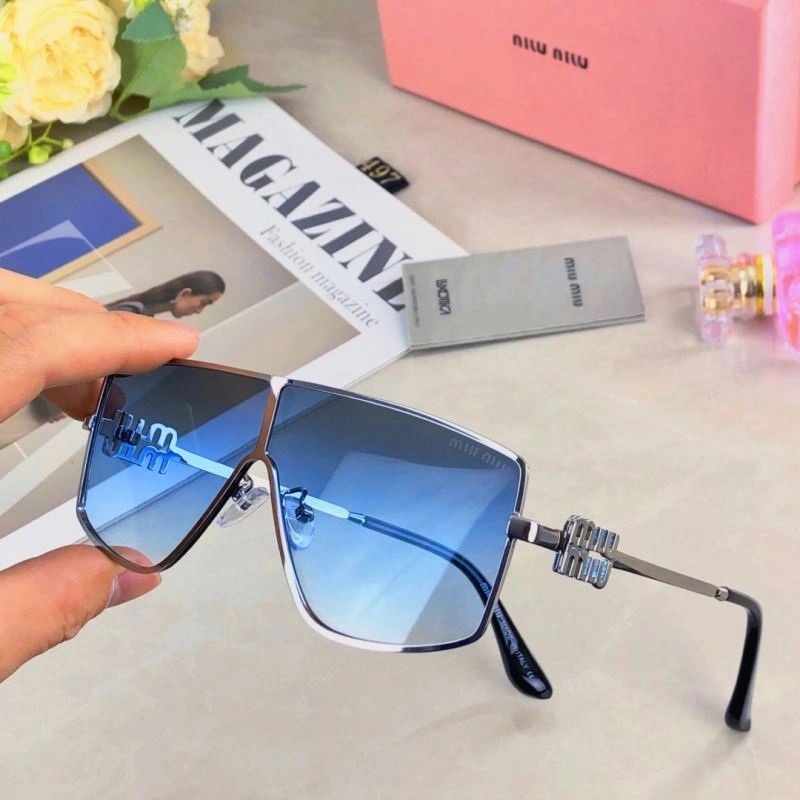 Youthful Miu Miu Sunglasses 281529