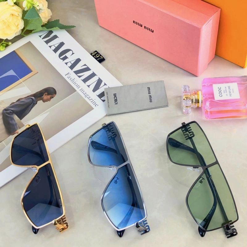 Youthful Miu Miu Sunglasses 281529