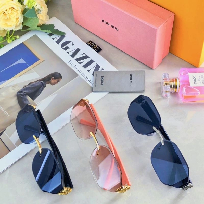 FastDry Miu Miu Sunglasses 281542