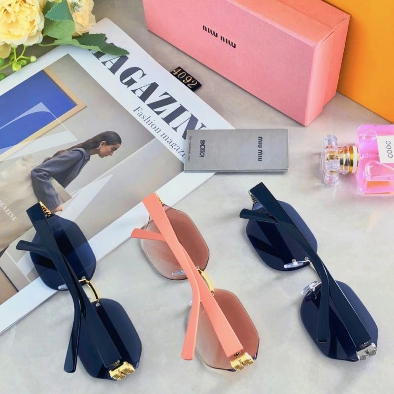 FastDry Miu Miu Sunglasses 281542