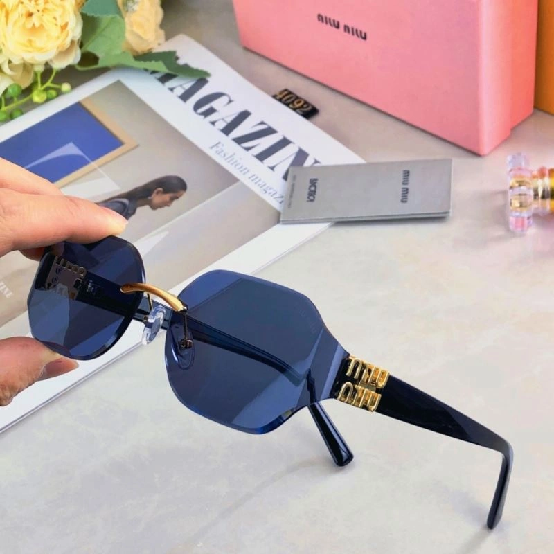 FastDry Miu Miu Sunglasses 281542