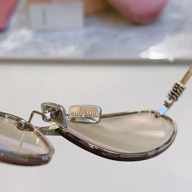 Miu Miu Sunglasses Affordable 281514