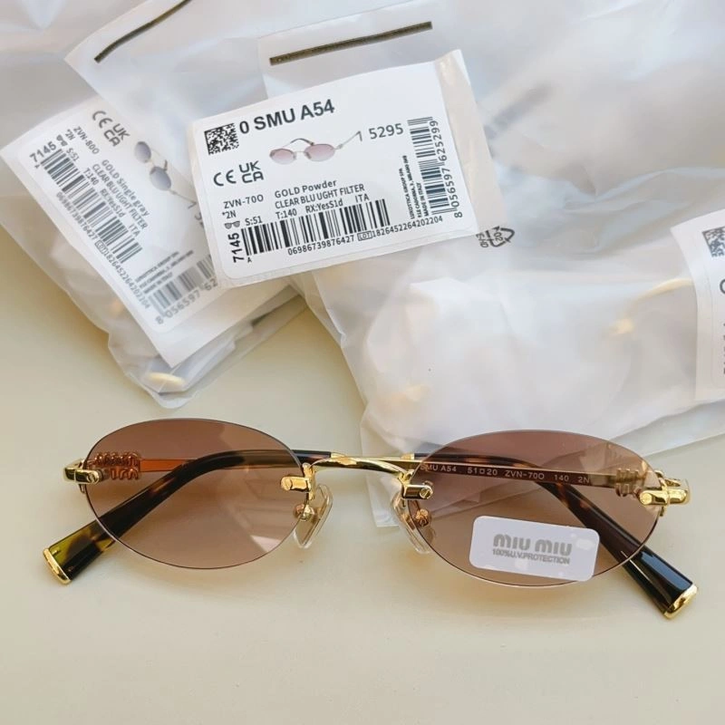 Miu Miu Sunglasses Durable 281513