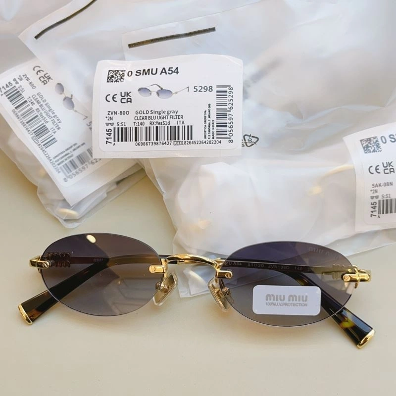 Miu Miu Sunglasses Durable 281513