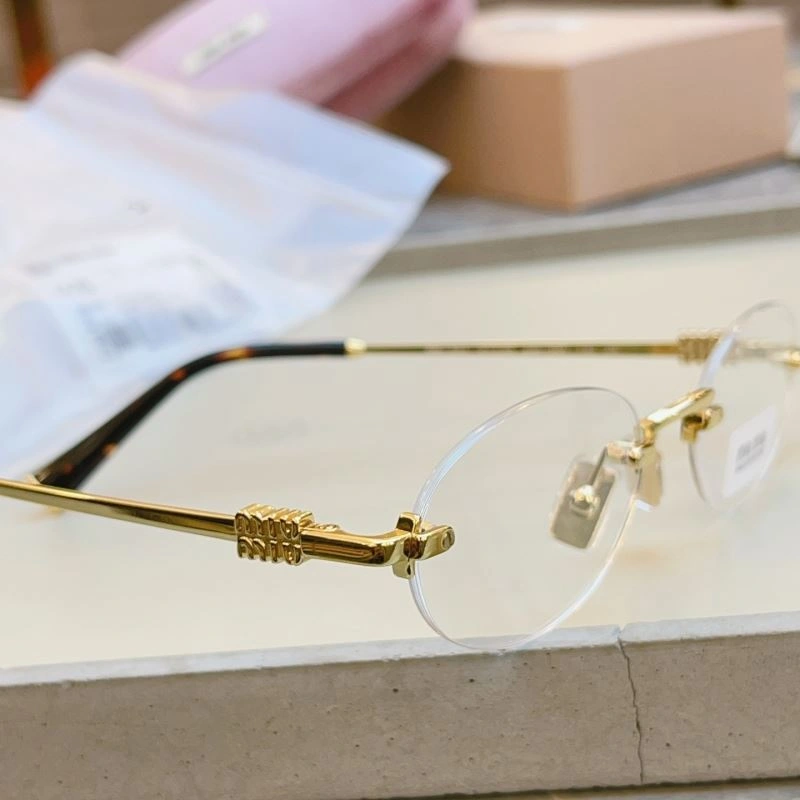 Miu Miu Sunglasses Durable 281513