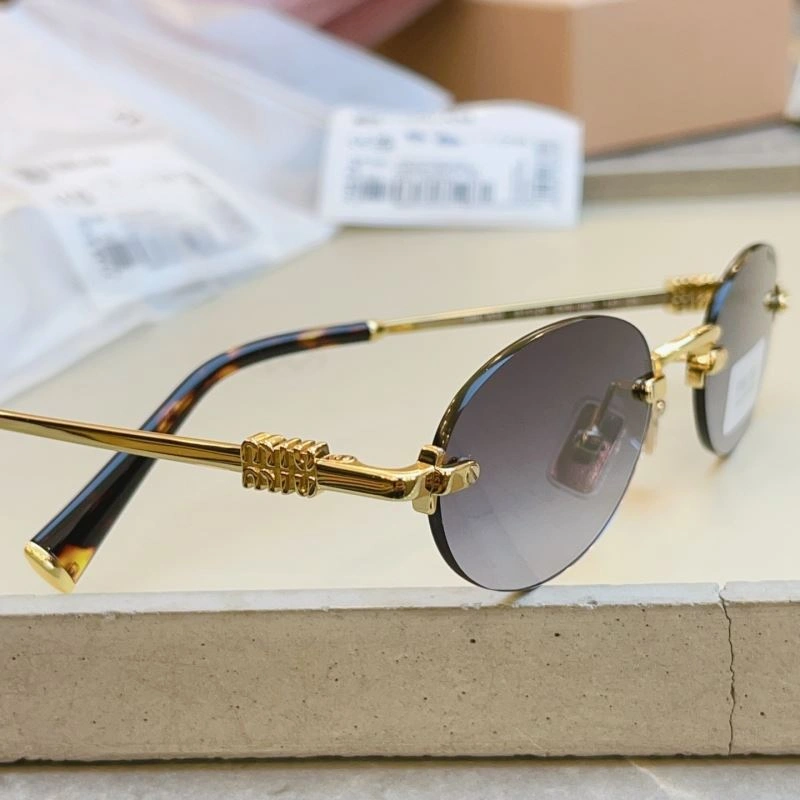 Chic Miu Miu Sunglasses 281511