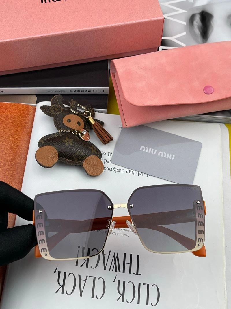 Sporty Miu Miu Sunglasses 281509