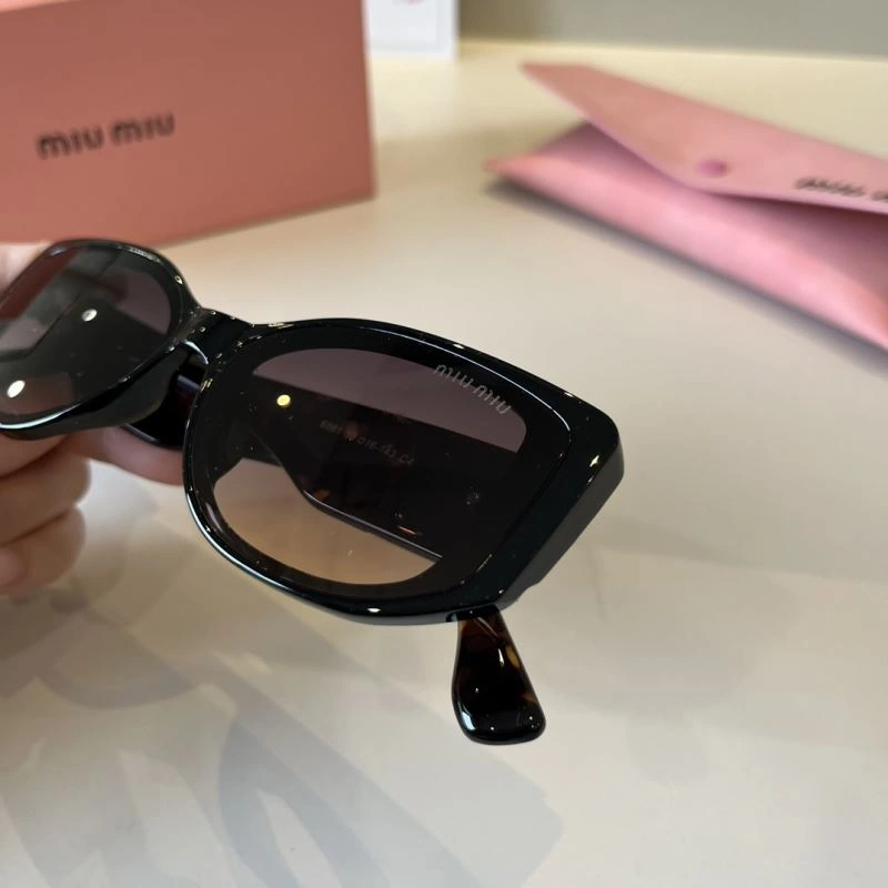 Miu Miu Sunglasses Sustainable 281495