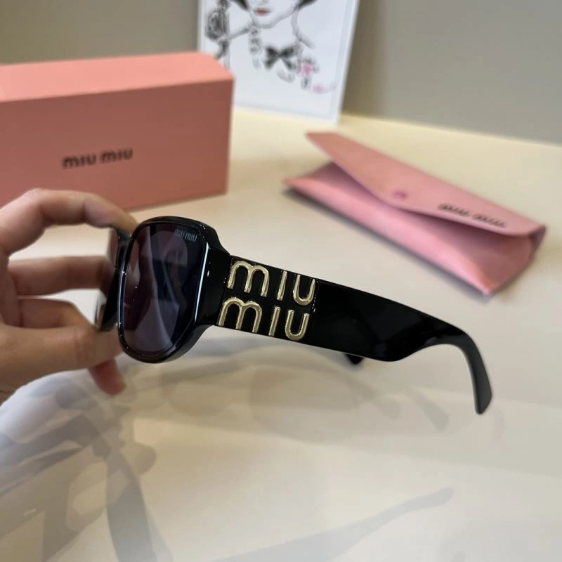 Breathable Miu Miu Sunglasses 281494