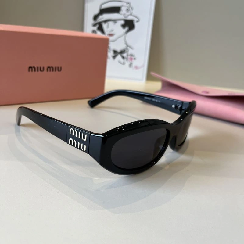Durable Miu Miu Sunglasses 281484